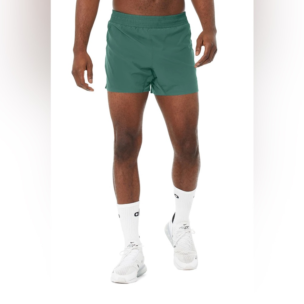 alo Adapt Shorts 5” (size S)